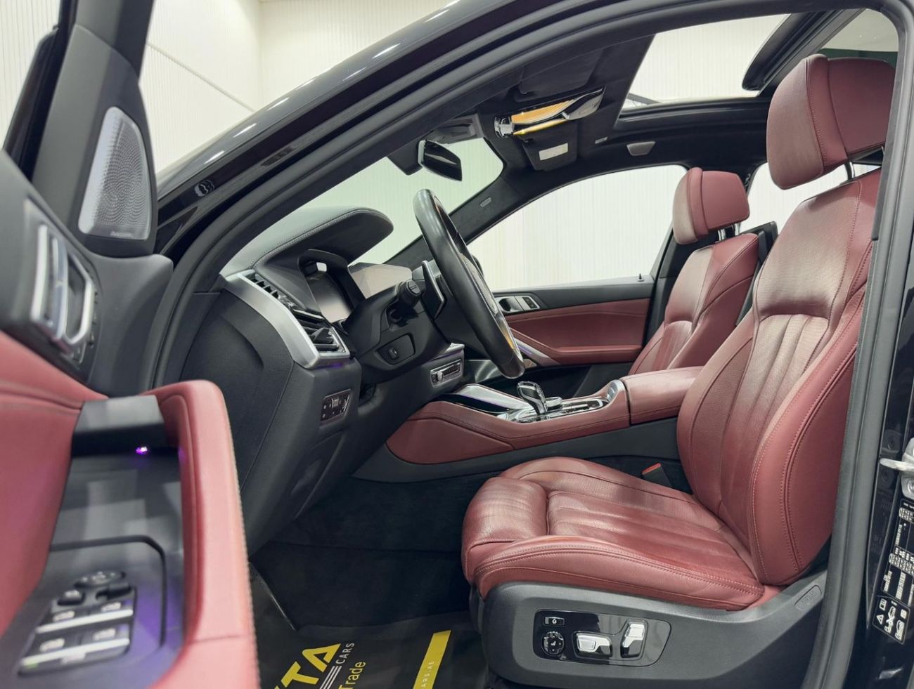 BMW X6 M50i 4.4L 2022 BMW X6 M50i, Oct 2026 AGMC Warranty + Service Package, Full Service History, GCC