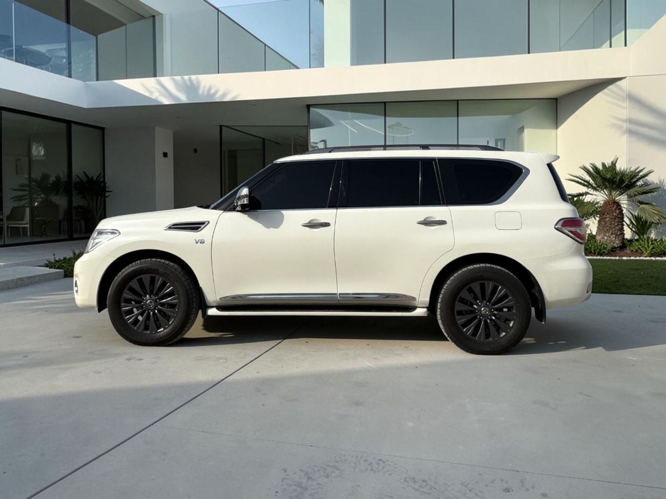 نيسان باترول AED 2,320 P.M | 0% DOWN PAYMENT | NISSAN PATROL PLATINUM | 5.6L V8 4WD | 2019 | GCC SPECS