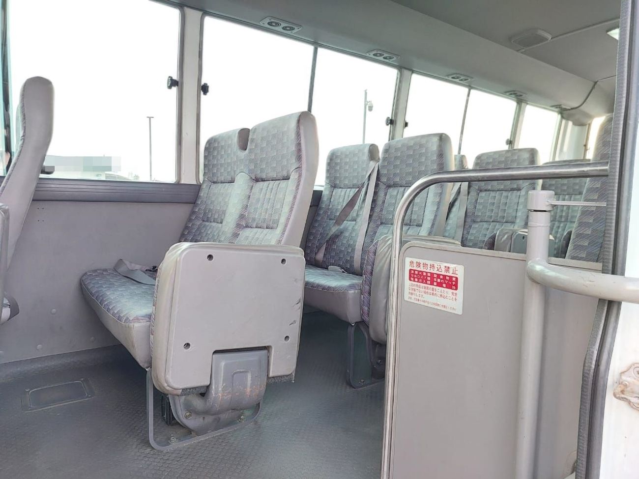 نيسان سيفيليان NISSAN CIVILIAN BUS RHD 2003 MODEL 4.2 L DIESEL AUTOMATIC(PM20191)