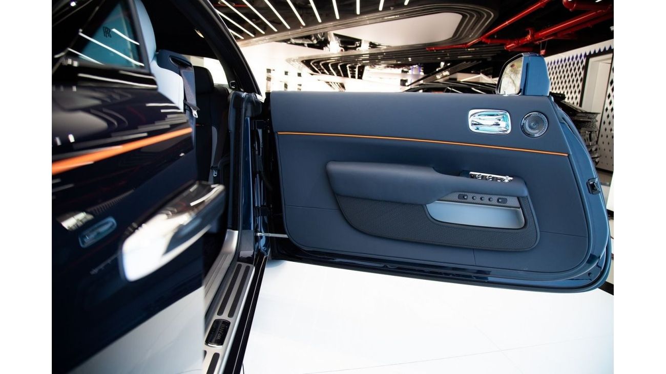 Rolls-Royce Wraith BLACK BADGE