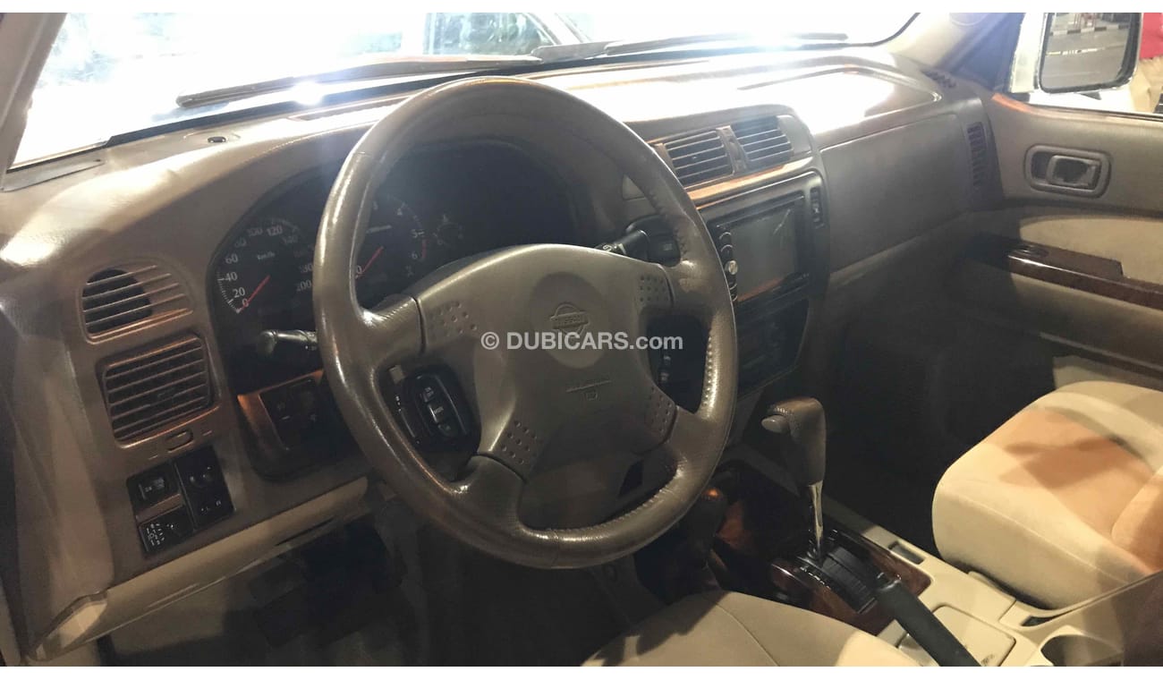 نيسان باترول سوبر سفاري