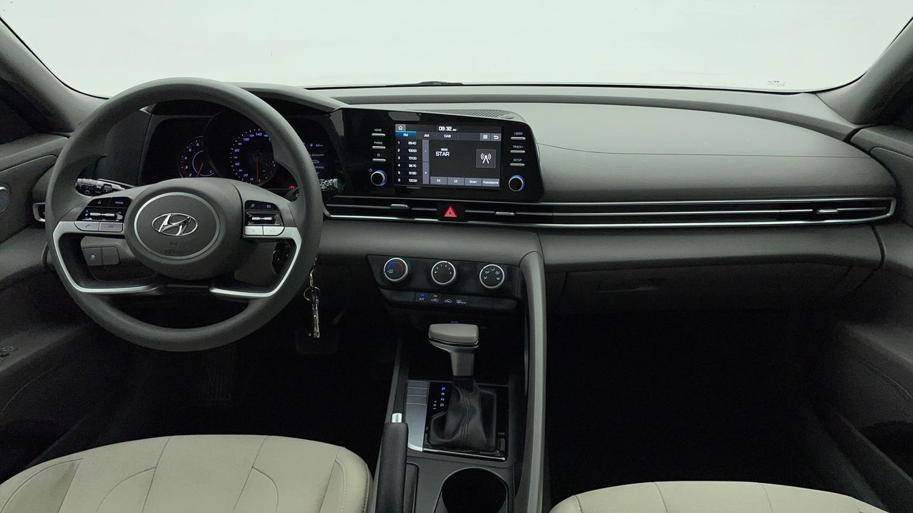 هيونداي إلانترا GL 1.6 | بدون دفعة مقدمة | اختبار قيادة مجاني للمنزل