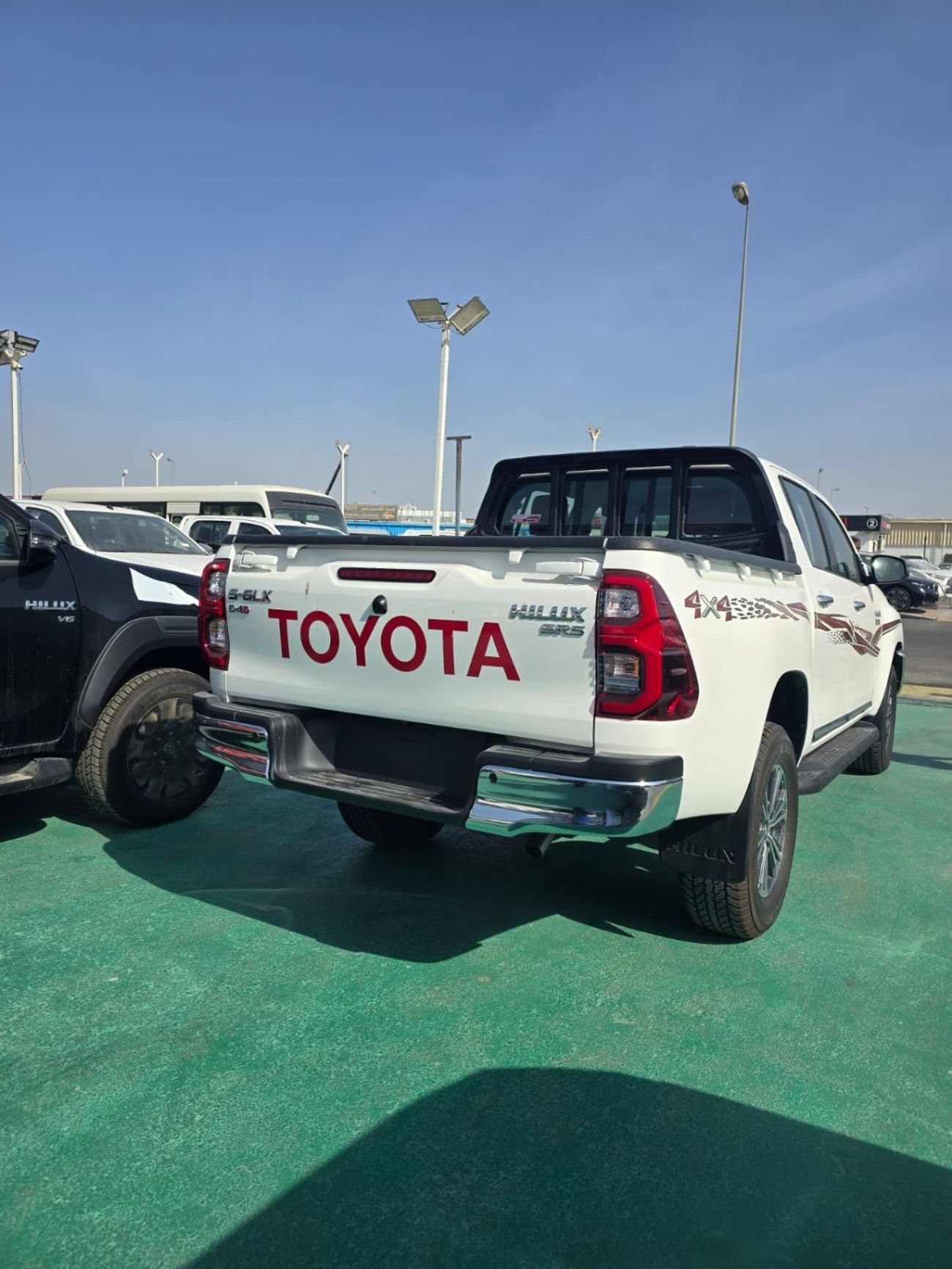 Toyota Hilux TOYOTA HILUX 2.4L DIESEL SAUDI FULL OPTION 2026 MODEL