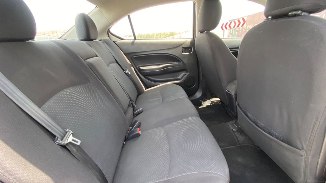 Mitsubishi Mirage GLX Mid 1.2L