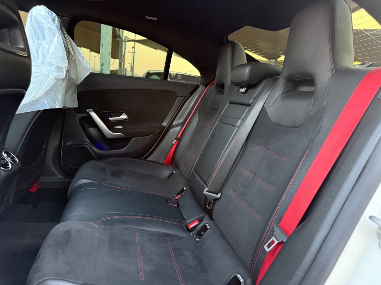 Mercedes-Benz CLA 35 AMG Std 2.0L