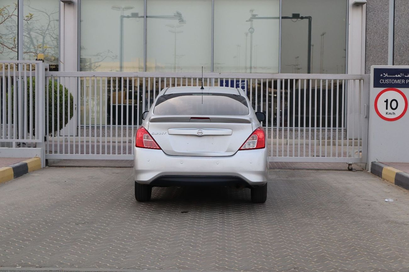 نيسان صني S GCC