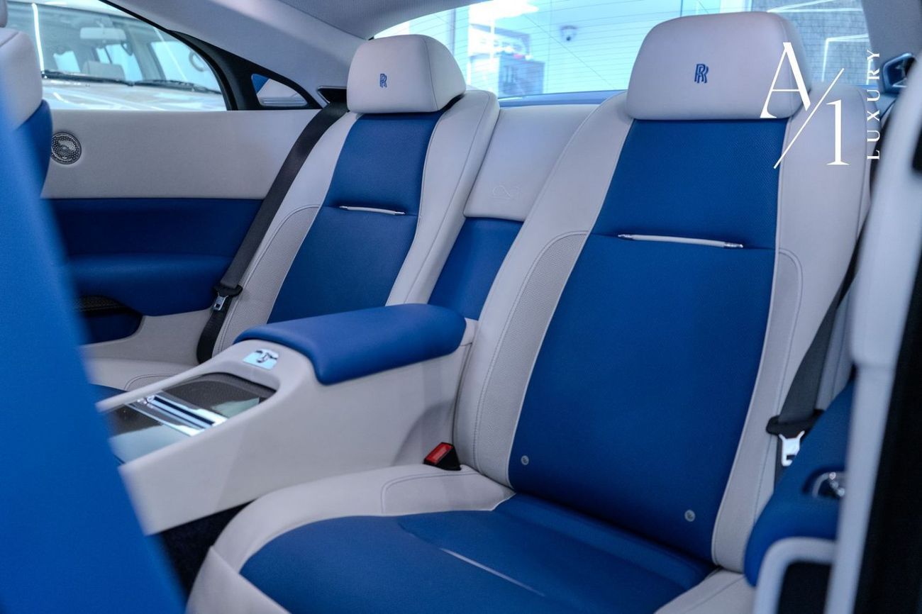 Rolls-Royce Wraith 2017 Rolls Royce Wraith Black Badge, Service History, Carbon Fiber Package, Low Kms, GCC