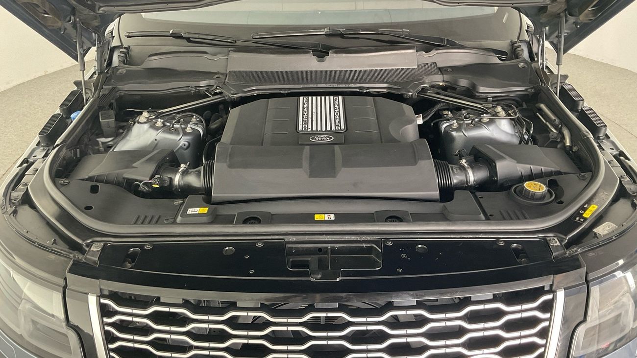 Land Rover Range Rover Vogue | Guaranteed Warranty | 0 Down Payment