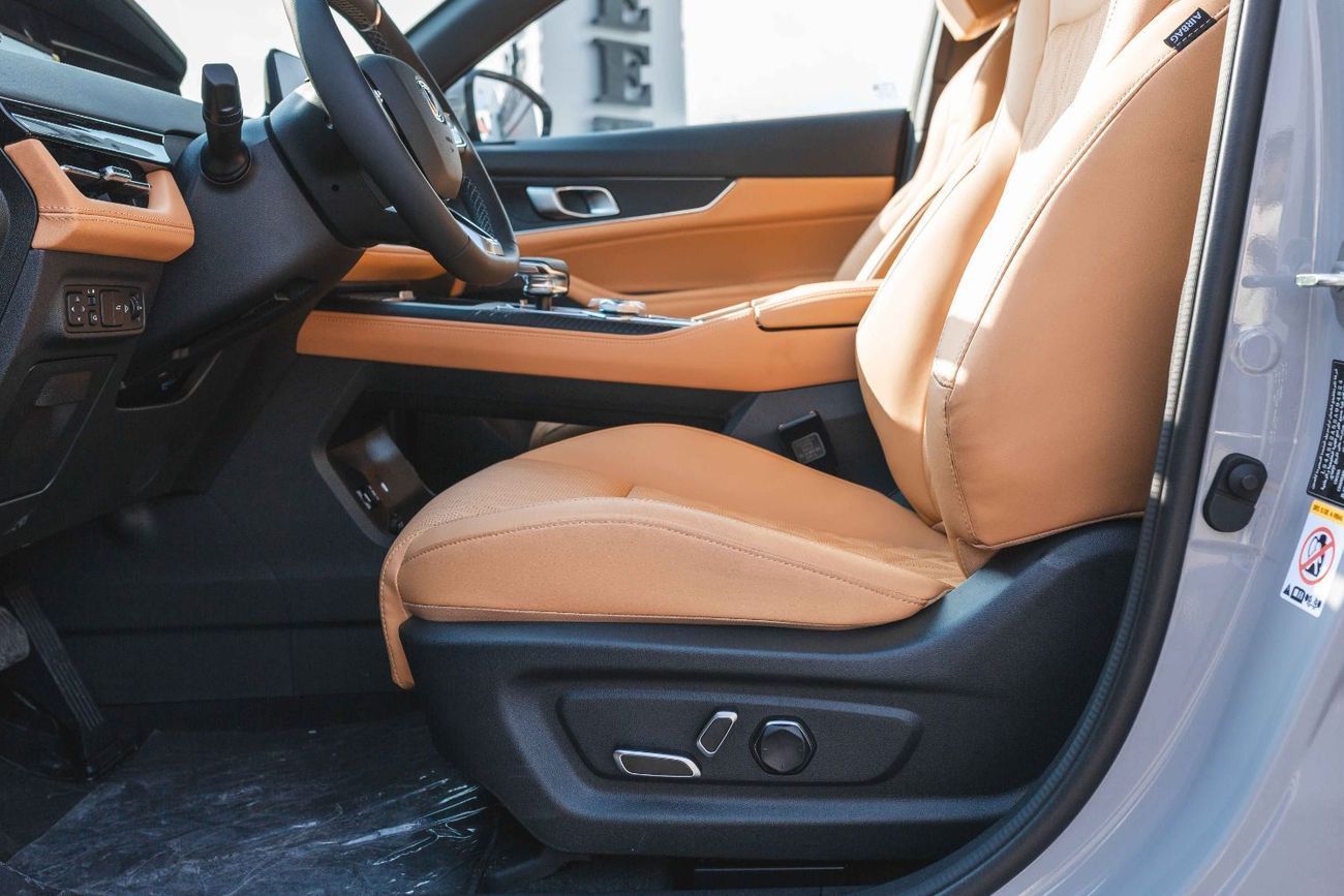 تشنجان يوني ك LIMITED CHANGAN UNI-K 2026 – 2.0L Turbo, AWD, Petrol ( Nardo Grey ) FOR EXPORT ONLY