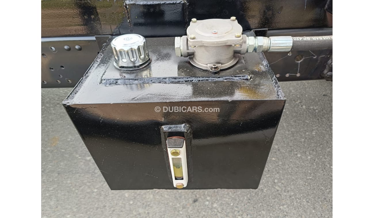 Mitsubishi Fuso Canter RECOVERY, 4.2L Diesel, (CODE # 9172), Quantity available