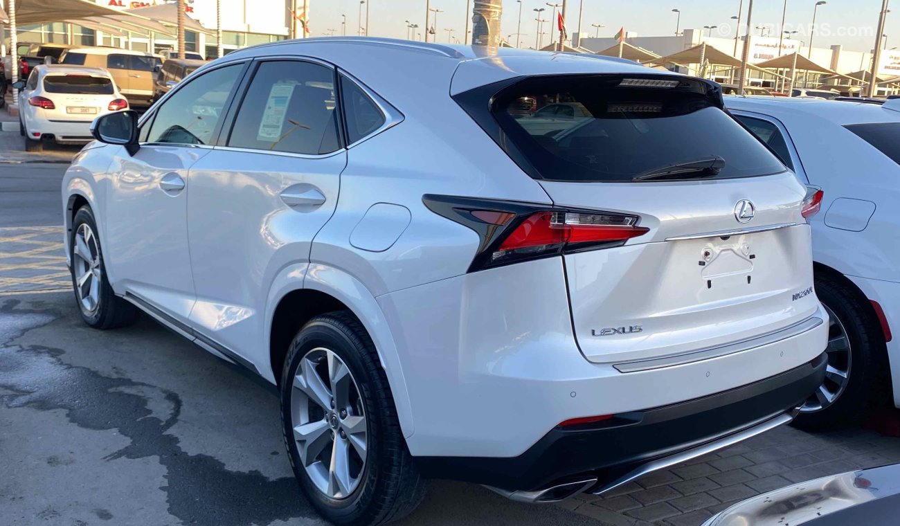 Lexus NX200t خليجي Full option GCC