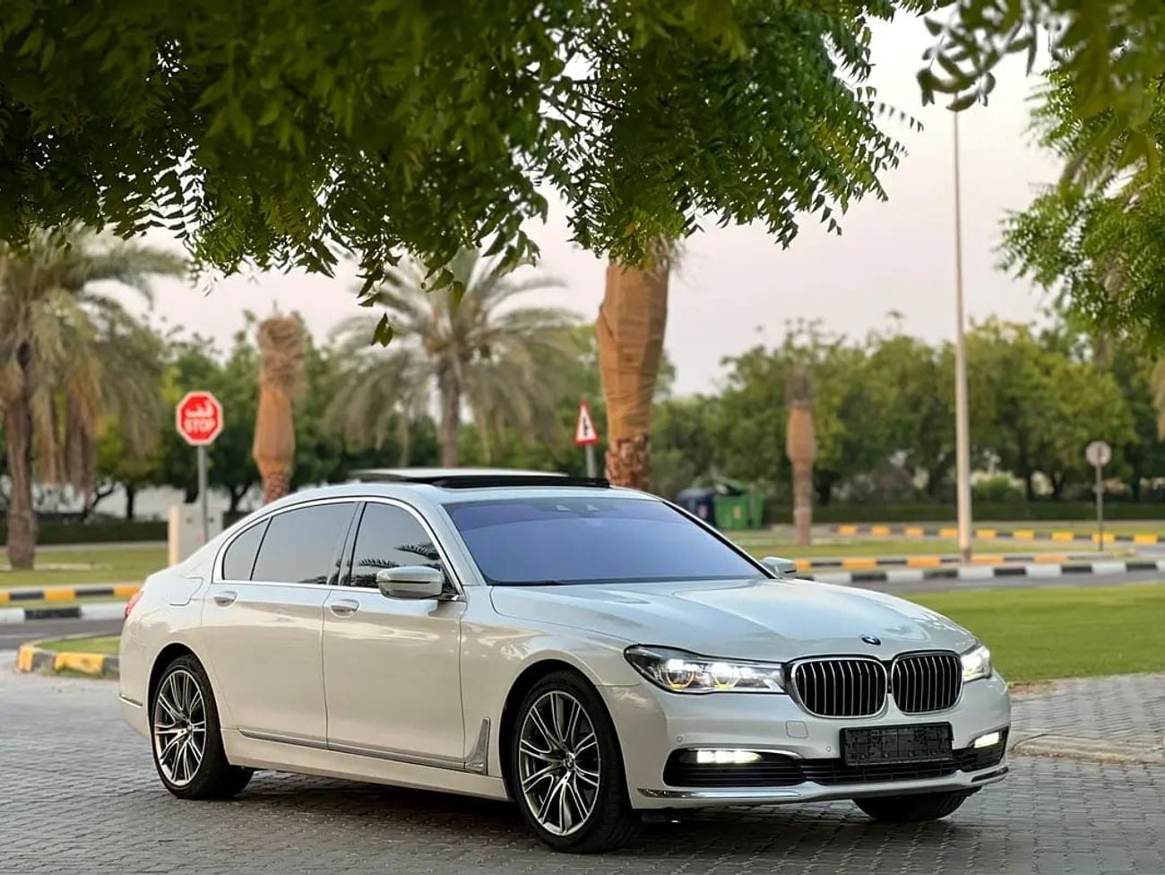 BMW 730Li 730Li GCC Specs