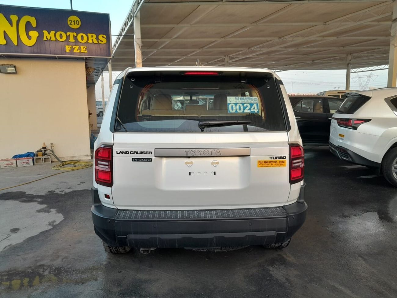 تويوتا برادو 2.8L LIMITED 4X4 (DIESEL)