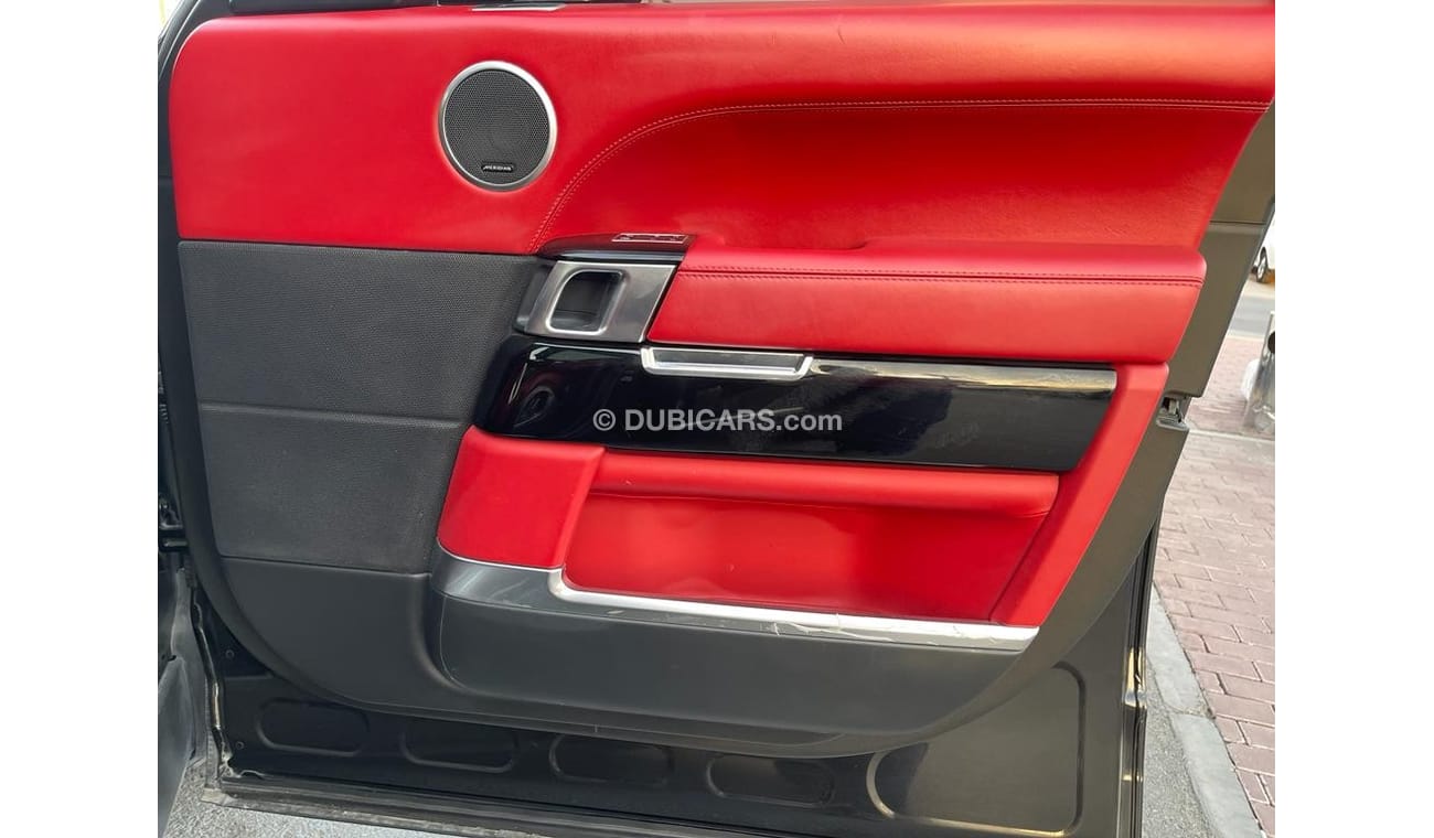 Land Rover Range Rover Range Rover Autobiography_Gcc_2014_Excellent_Condition _Full option