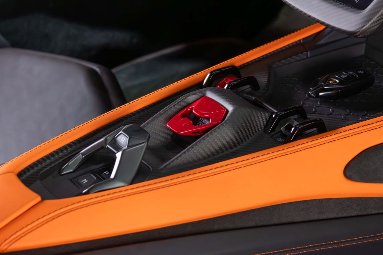 Lamborghini Revuelto 6.5L V12 Hybrid V12-1015 HP-Premium Metallic Paint-Carbon Fiber Interior Trim-21/22Inch Rims