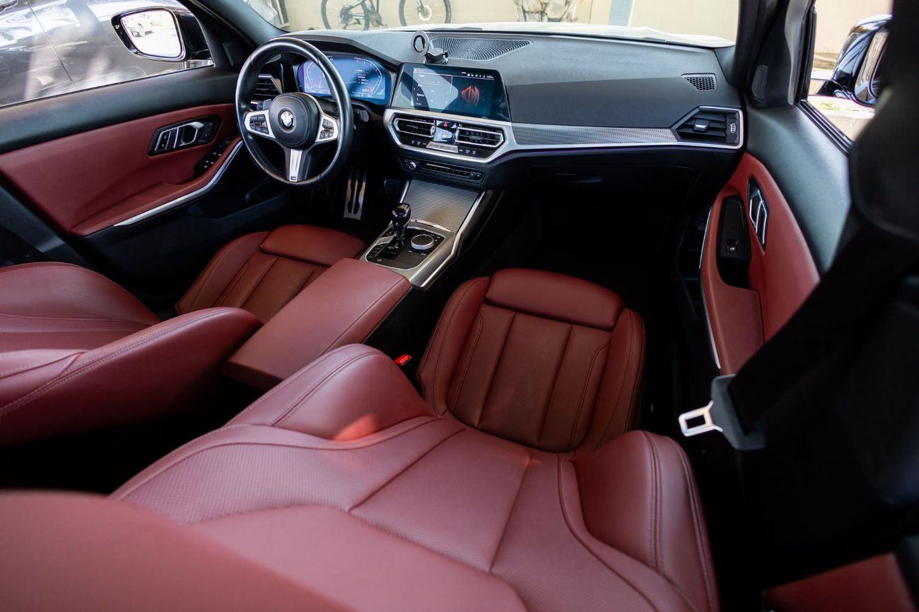 BMW 330i M Sport 2.0L (255 HP)