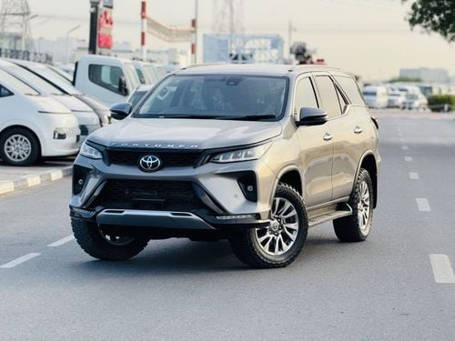 Toyota Fortuner VX2 PLUS Toyota fortuner 2021 grey RHD diesel full options