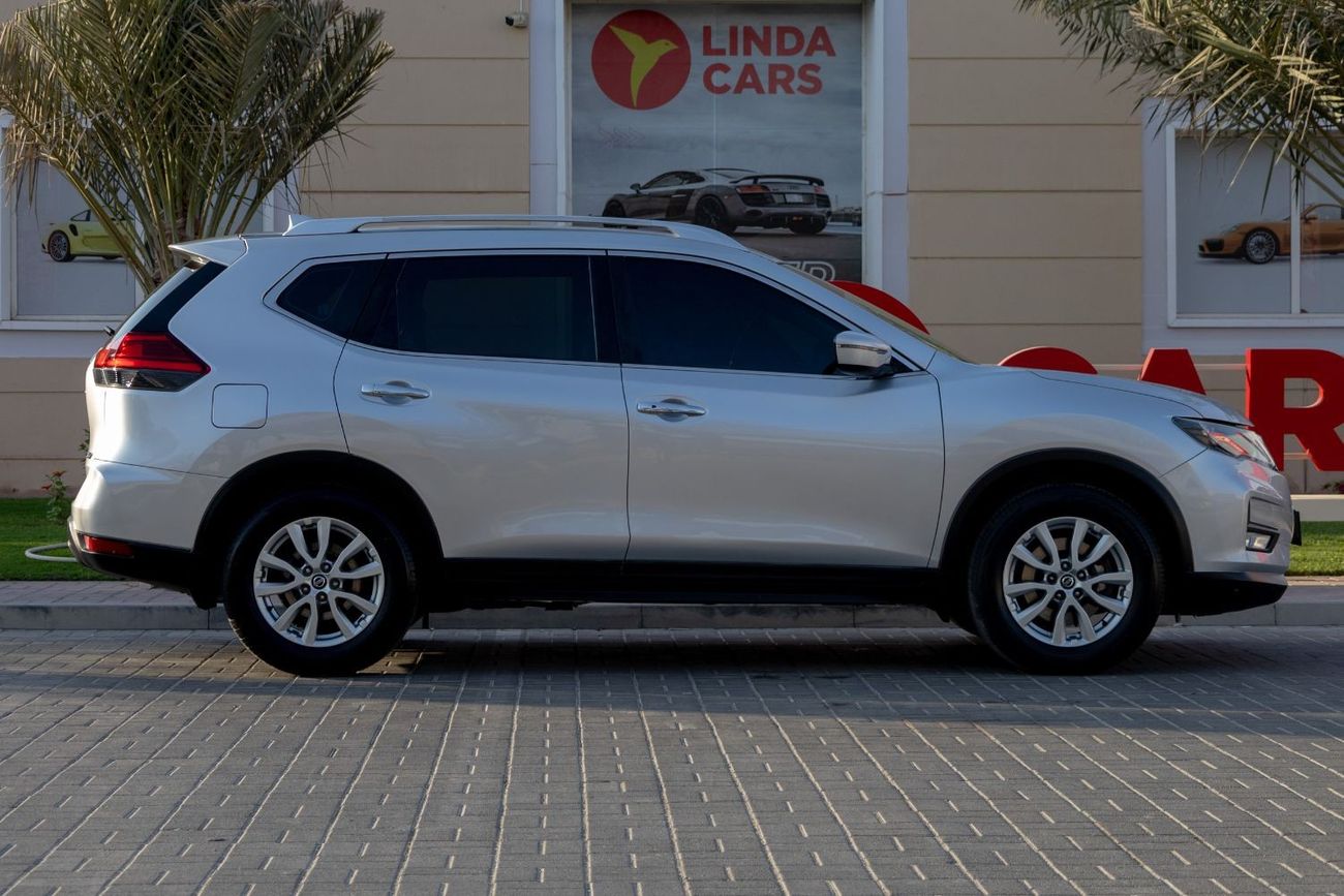 نيسان إكس تريل SV 2.5L Nissan X-Trail SV 2018 GCC under Warranty with Flexible Down-Payment.