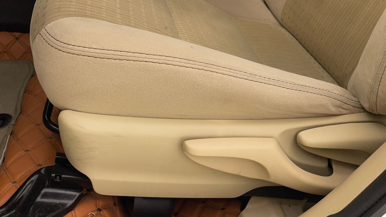 تويوتا يارس SE 1.5 | بدون دفعة مقدمة | اختبار القيادة في المنزل