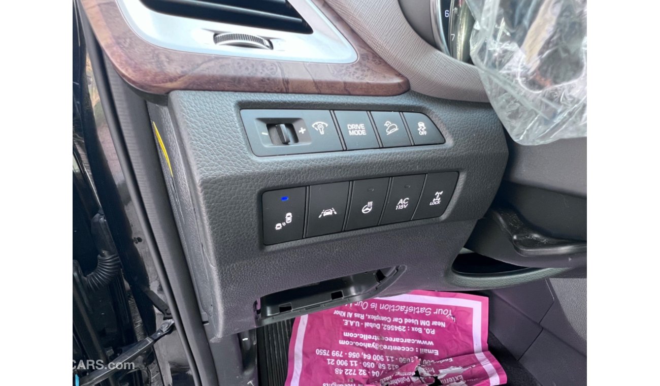 Hyundai Grand Santa Fe GLS Top Hyundai Santa Fe 2018 full option 4x4