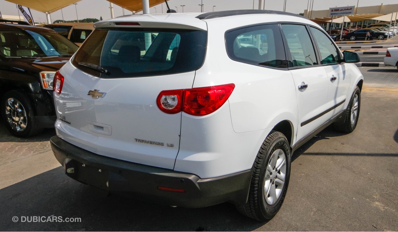 Chevrolet Traverse LS