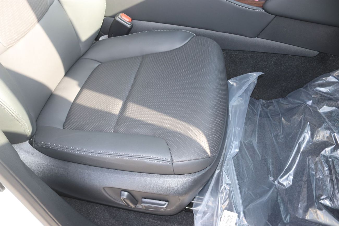 Toyota Land Cruiser 2026 Model Toyota Land Cruiser (LC300) VX, 4.0L Petrol 4WD 6A/T