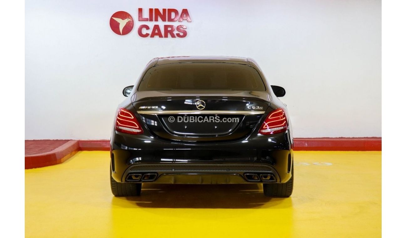 Mercedes-Benz C 63 AMG RESERVED ||| Mercedes Benz C63s AMG 2017 GCC under Agency Warranty with Flexible Down-Payment.
