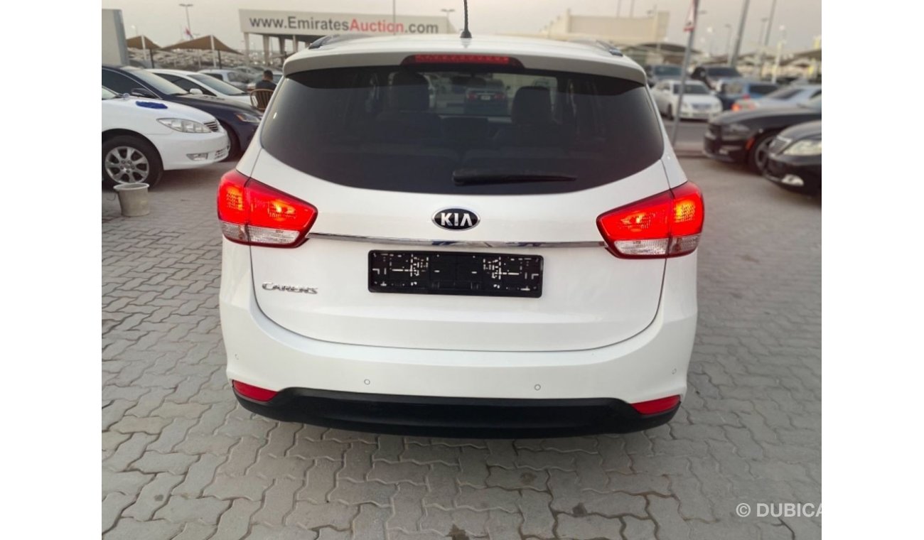 Kia Carens