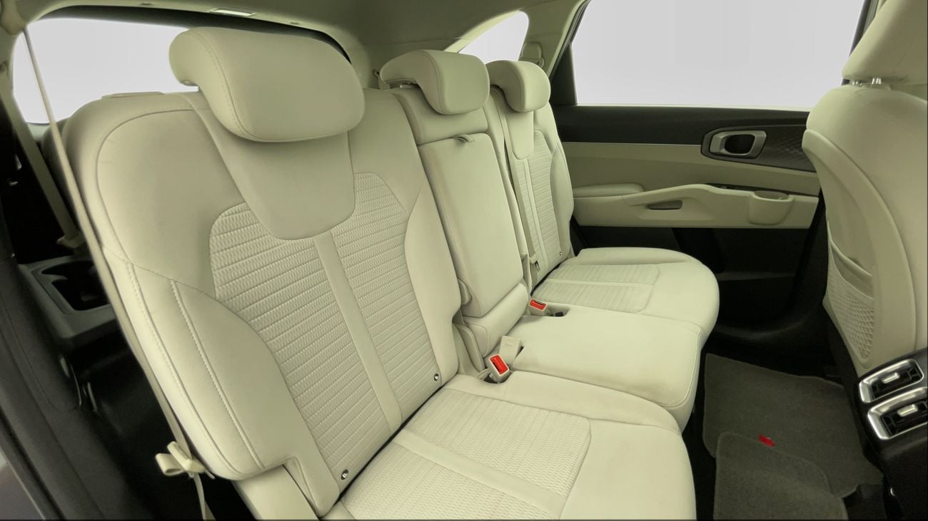 كيا سورينتو LX 2.5 | بدون دفعة مقدمة | اختبار القيادة في المنزل