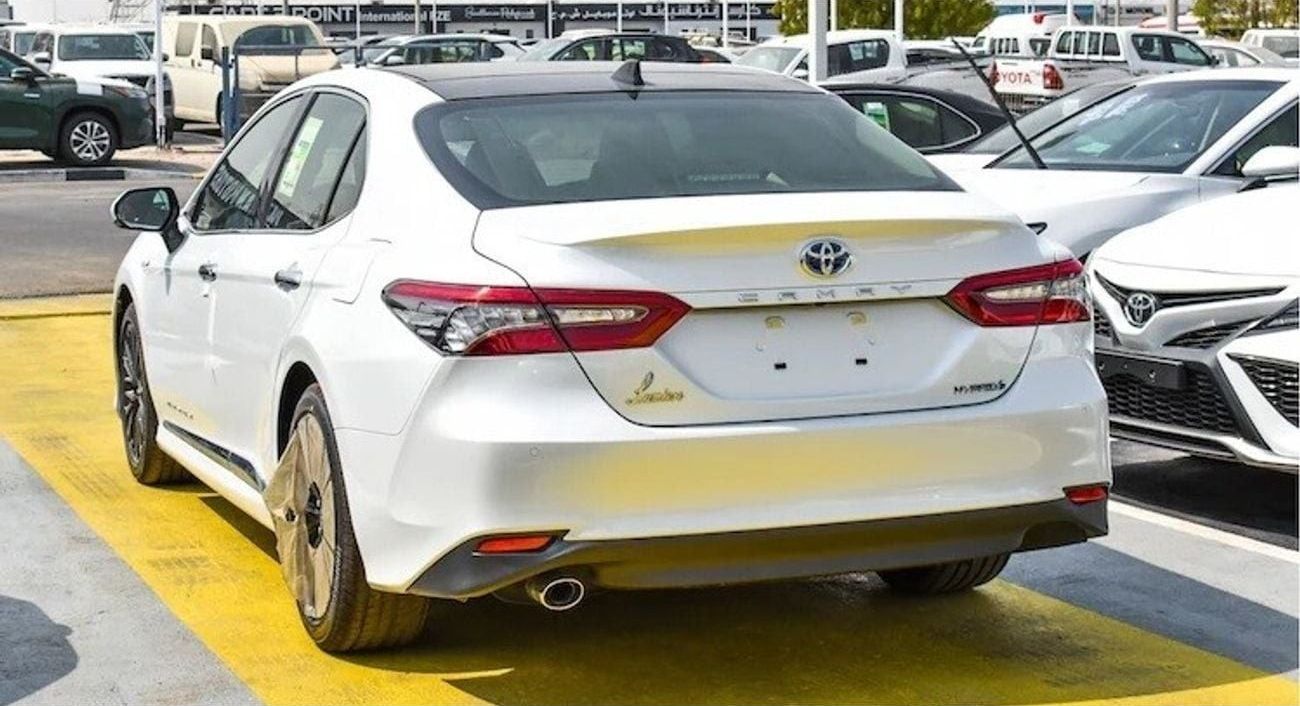 تويوتا كامري LUMIERE 2.5L HYBRID 2024