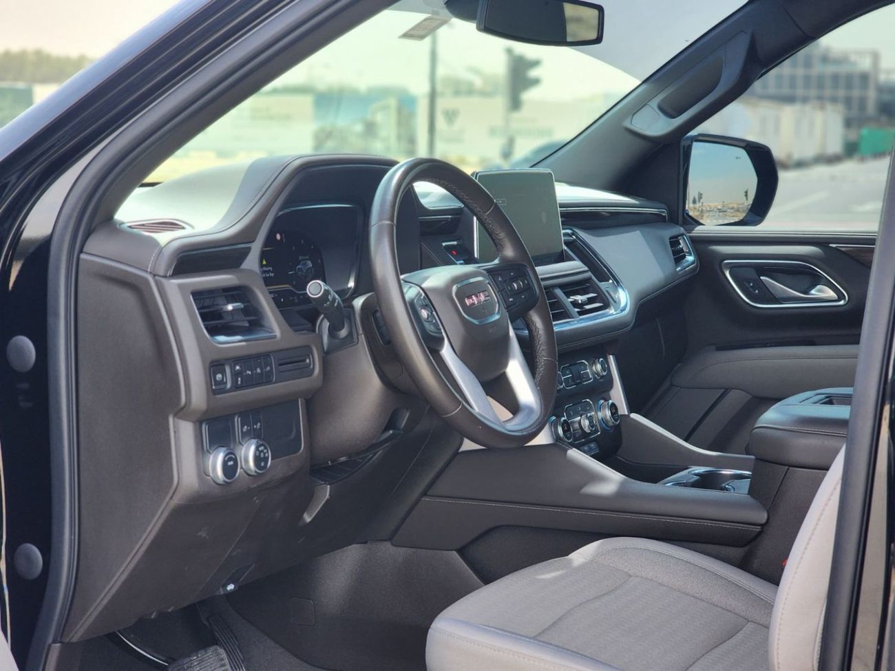 جي أم سي يوكون 5.3 V8 SLE (2WD)