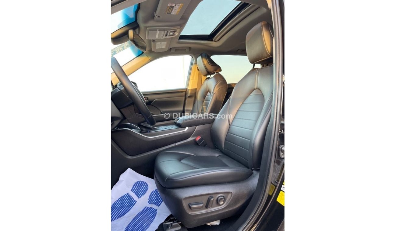 Toyota Highlander 2022 TOYOTA HIGHLANDER XLE 4x4 IMPORTED FROM USA