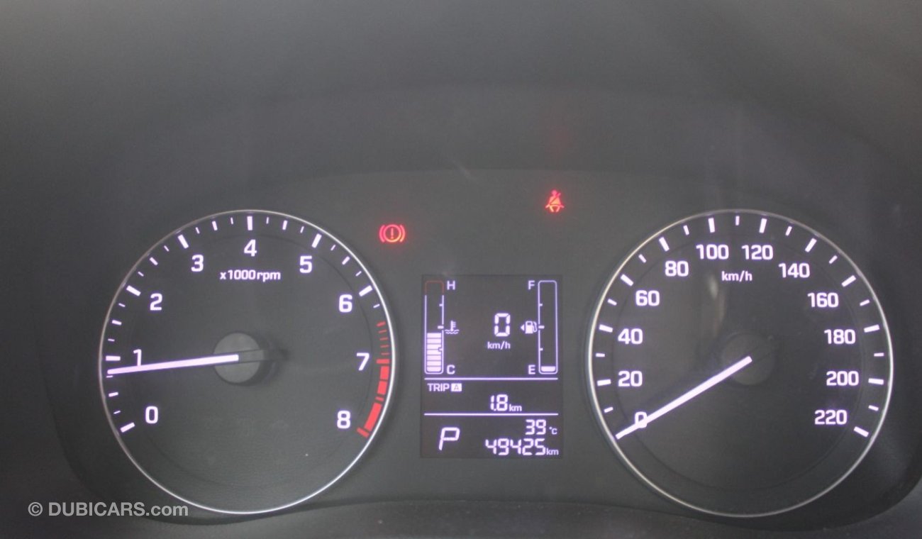 هيونداي كريتا هيونداى كاريتا 2018 رمادى خليجي بحالة ممتازة بدون حوادث