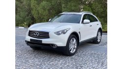 Infiniti FX35