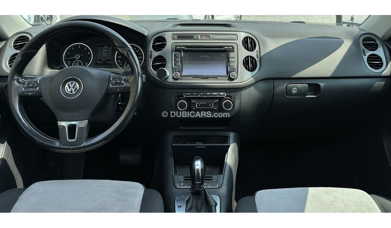 Volkswagen Tiguan SEL ACCIDENTS FREE - GCC - FULL OPTION - CAR IS IN PERFECT CONDITION INSIDE OUT