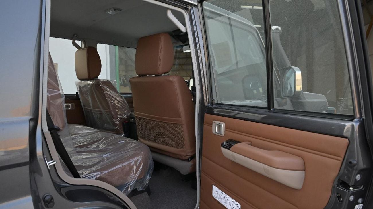 تويوتا لاند كروزر 70 Toyota hard top LC76 4.0 AT 2025 mid option