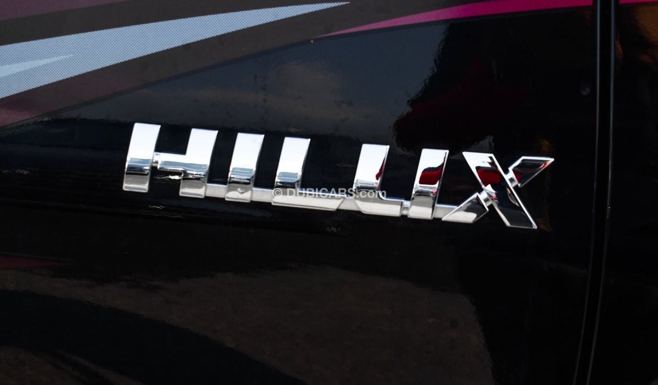 تويوتا هيلوكس SR5 2.7L