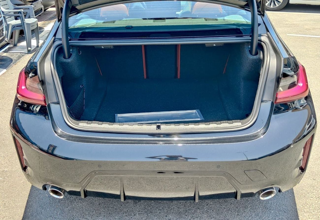 بي أم دبليو 318i LUXURY M SPORT PACKAGE LUXURY M SPORT PACKAGE