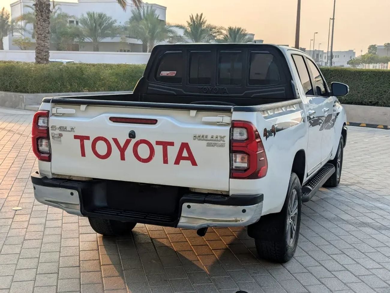 Toyota Hilux SGLX SR5  2021 Diesel 2.4L— GCC | Full Option