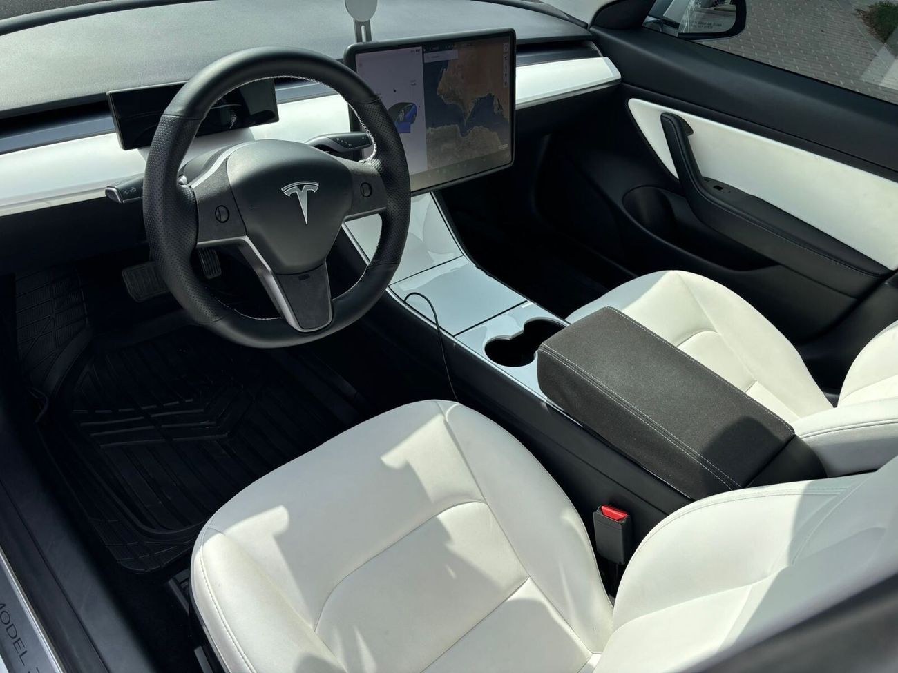 Tesla Model 3 Plus DUAL.MOTOR