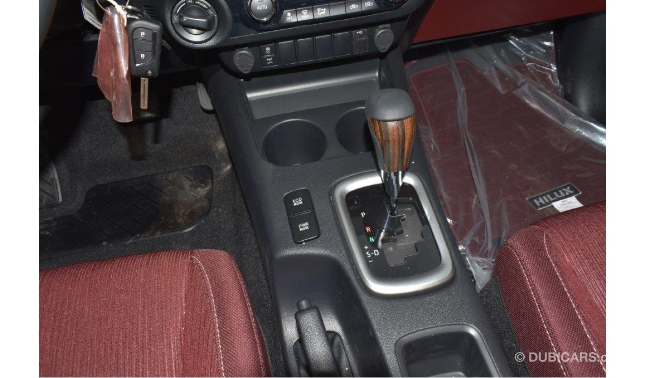تويوتا هيلوكس DOUBLE CAB PICKUP  2.8L DIESEL 4WD AUTOMATIC TRANSMISSION
