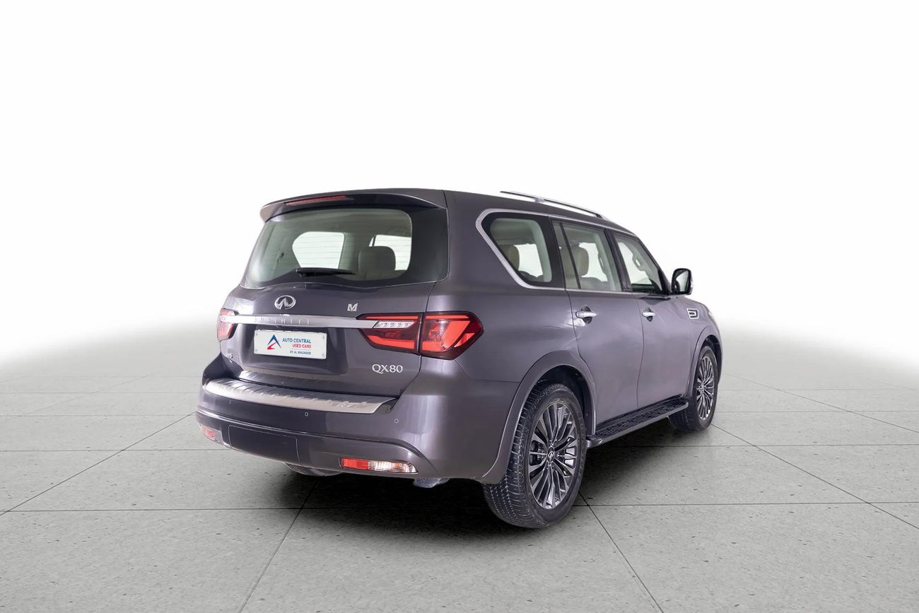 إنفينيتي QX80 LUXE 5.6