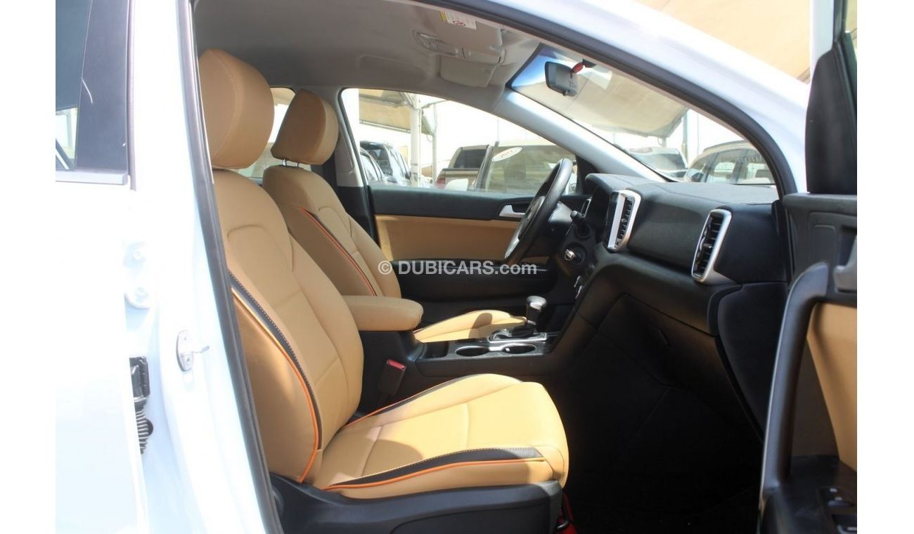 Kia Sportage EX ACCIDENTS FREE - GCC - ORIGINAL PAINT - PERFECT CONDITION INSIDE OUT - ENGINE 1600 CC