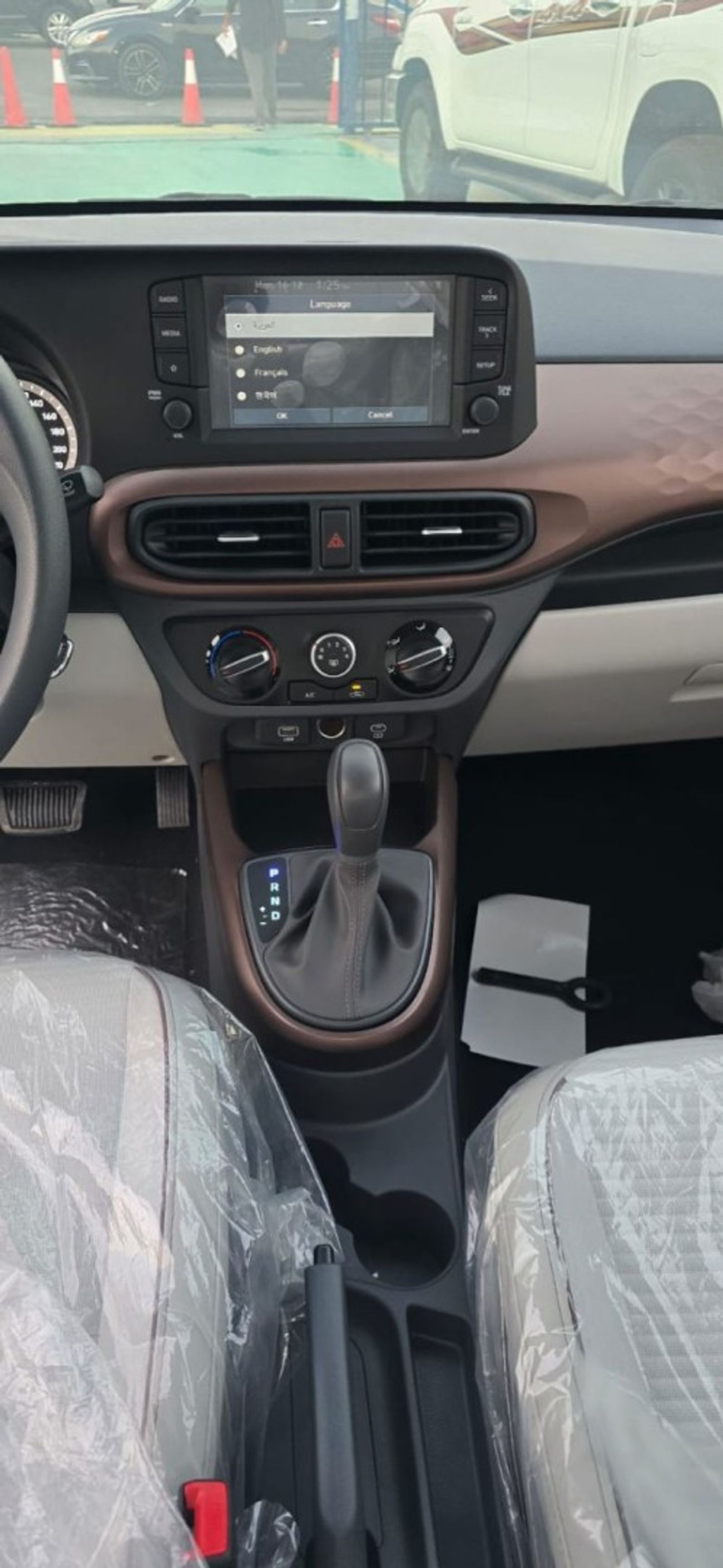 Hyundai Grand i10 AI3 AT 1.2L Hatchback FWD 5 Doors, Model 2024