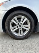 Hyundai Sonata GL Hyundai Sonata 2013 with engine capacity 2.4 in good condition