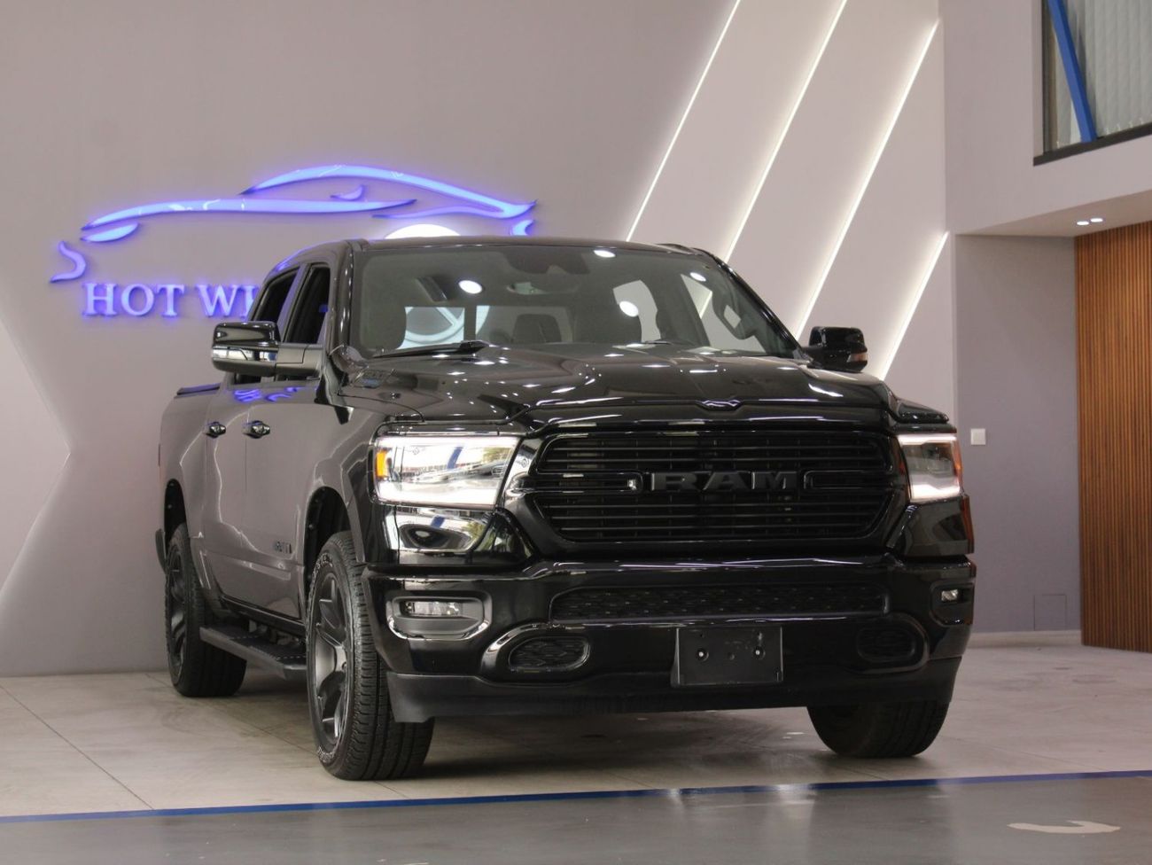 رام 1500 DODGE RAM SPORT | Low mileage | with Warranty