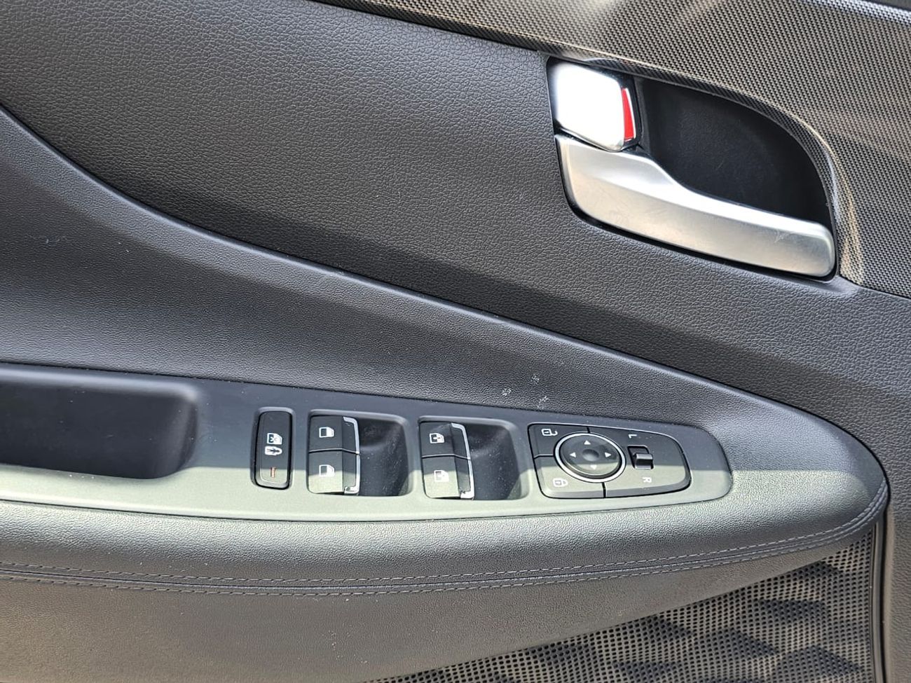 هيونداي سانتا في