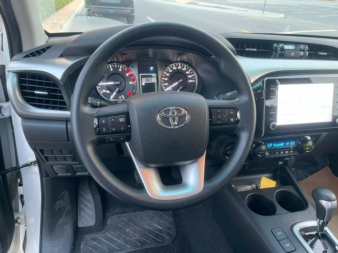Toyota Hilux SR5 (NON GCC)