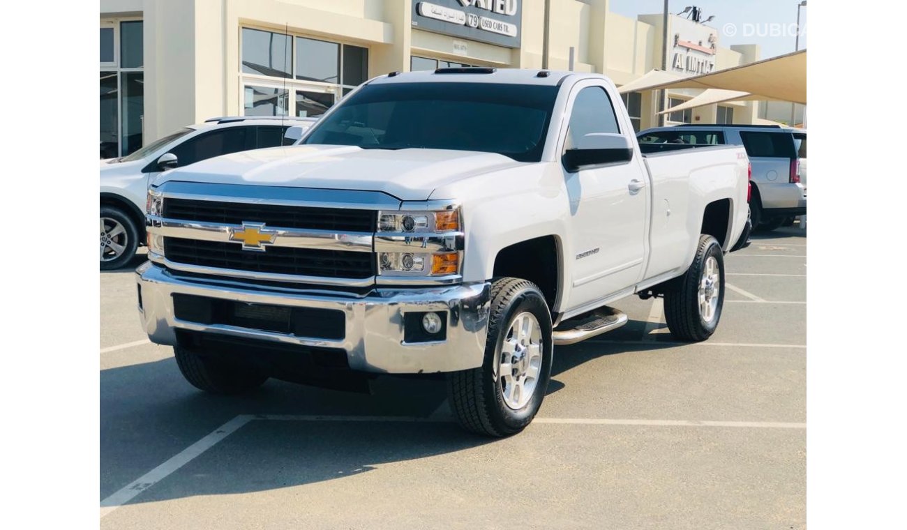 Chevrolet Silverado Chevrolet Silverado pick up 2015 GCC perfect condition