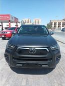 Toyota Hilux diesel 2.8 liter automatic gear with back camera push button start